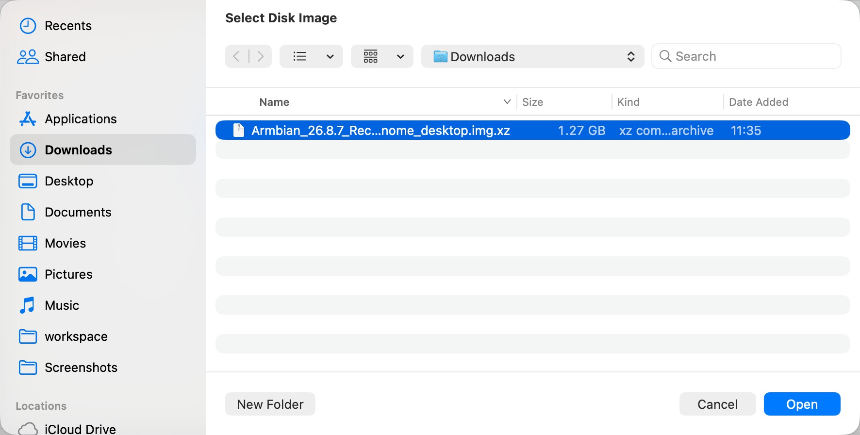 Selección de la imagen de disco de Armbian descargada y del botón Open