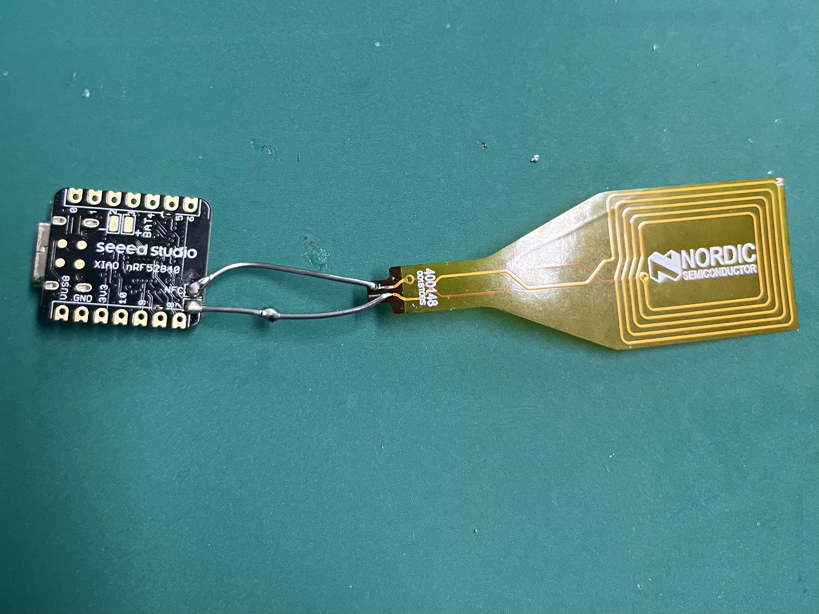 Antenna soldered to XIAO back view