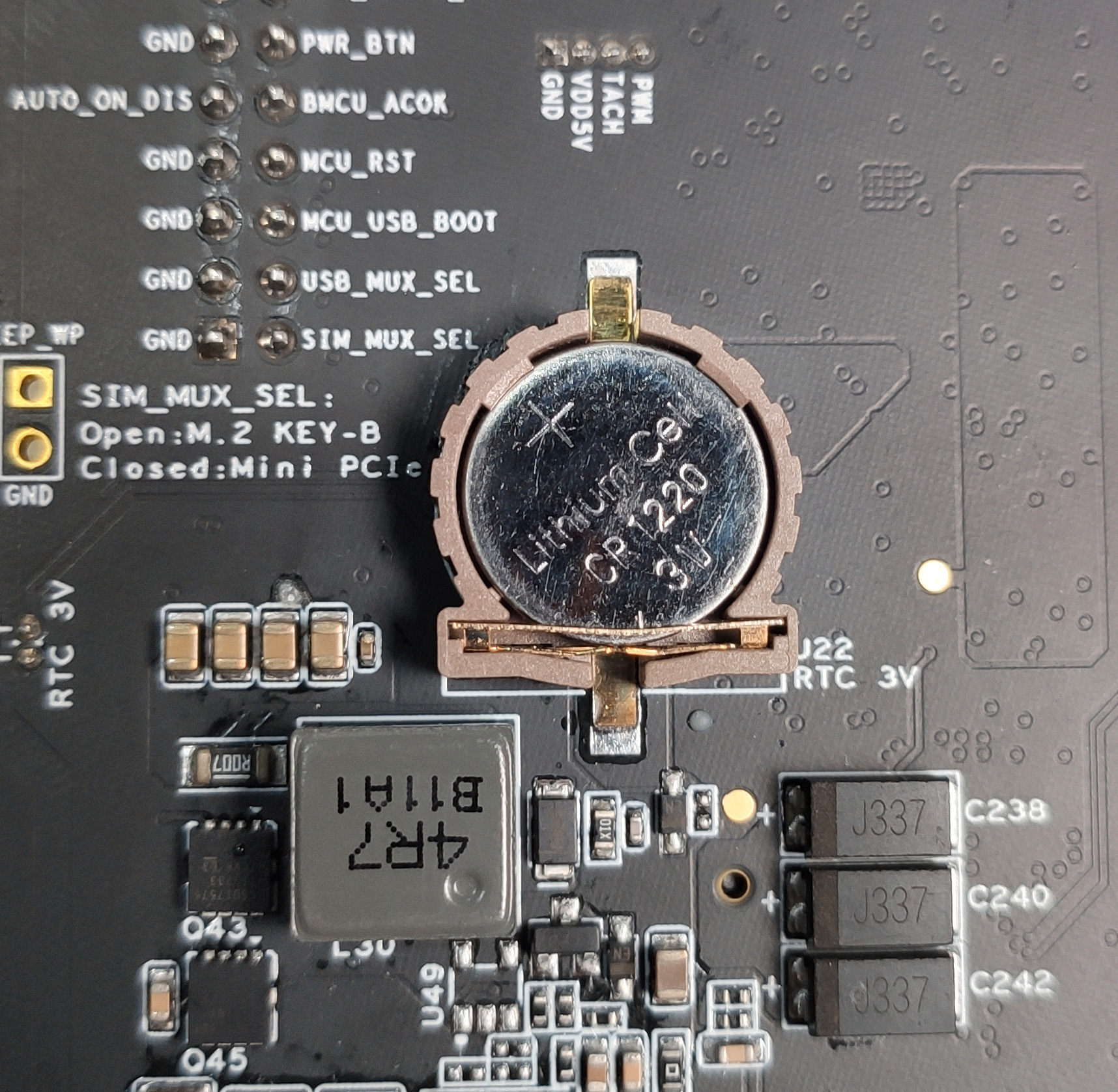 reComputer Industrial J20 Hardware and Interfaces Usage | Seeed 