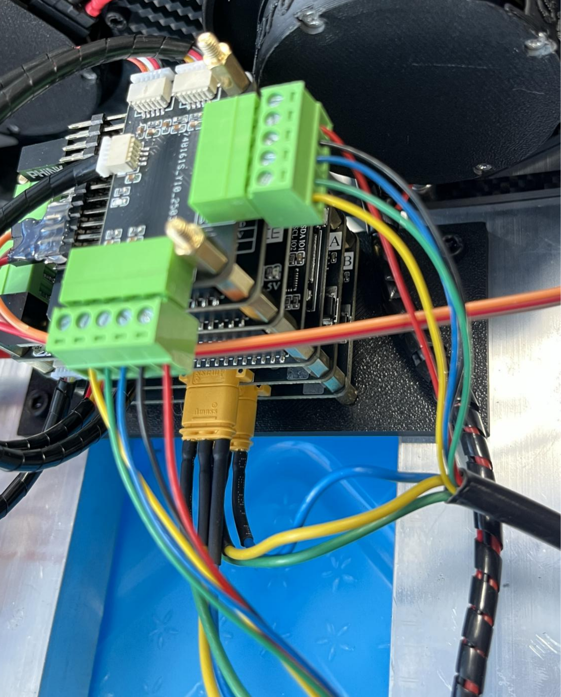 Left hub motor wiring