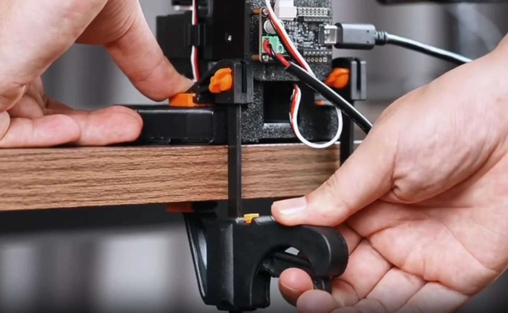 Install the arm bodies